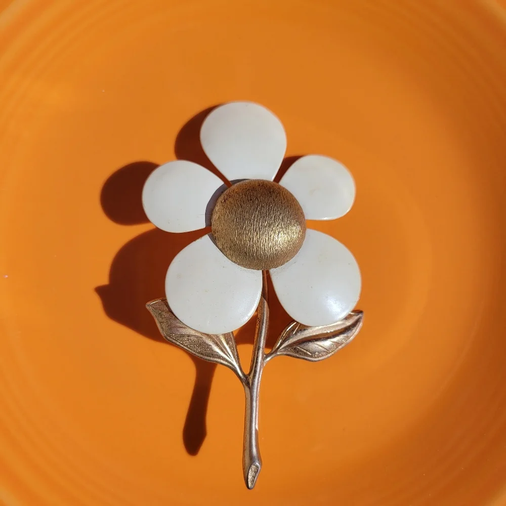 Trio of Vintage Flower Brooches ~ MCM ~ Sarah Coventry ~ Avon ~ Pretty! Mod!